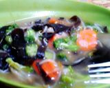 Foto langkah ke 5 dari resep Black fungus sweet Brokoli saus tiram.