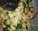 Foto langkah ke 4 dari resep Nasi bakar Teri Ayam.