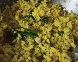 A picture of step 4 of 15 minutes healthy breakfast Indori Poha.