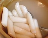韓式辣炒年糕떡볶이的食譜步驟2照片