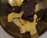 عکس مرحله 1 از دستور کوکی شکلاتی با تزیین اسمارتیز 🍪