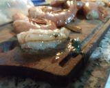 Foto del paso 2 de la receta: Pulpos a la provenzal, mejillones gratinados, rabas y langostino