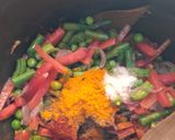 A picture of step 4 of Veg paneer pulav.