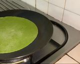 A picture of step 4 of Palak Paneer Frankie.