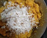 A picture of step 2 of Steamed mango cake.