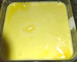 A picture of step 2 of Trifle pudding.