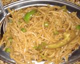 સેઝવાન ફ્રાઇડ રાઈસ (Schezwan Fried Rice Recipe In Gujarati) રેસીપી સ્ટેપ3ફોટો