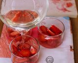 A picture of step 18 of No-Bake Strawberry Cheesecake.