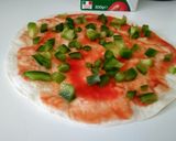 Foto del paso 1 de la receta: Pizza en 10 minutos!! 😊😊😊