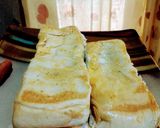 A picture of step 3 of Grilled Bread.