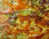 Foto del paso 7 de la receta: Tortilla de zapallitos verdes, cebolla y zanahoria