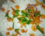 A picture of step 2 of White rice with beef & veggies sauce.