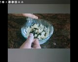 A picture of step 4 of Chocho Chip cookies.