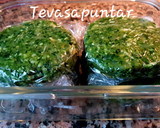 Foto del paso 1 de la receta: Hamburguesas de pollo y espinacas con piñones
