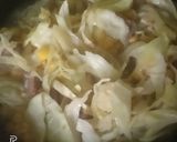 Foto langkah ke 4 dari resep Tumis sayur baso.