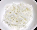 A picture of step 1 of Chicken Pho with Young Eggs.