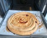 Meggyes LABIRINTUS joghurtos tésztából recept fázis 3 fotója