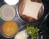 A picture of step 1 of Egg omelette sandwich.
