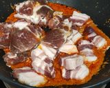 รูปขั้นตอนการทำที่ 4 ของ แกงกะทิหมูชะมวง