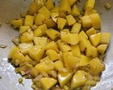 A picture of step 3 of Aloo Methi Matar.