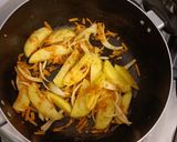 Foto del paso 1 de la receta: Sopa de fideos con papas