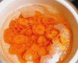 Foto langkah ke 3 dari resep Sup Bening Wortel dan Fish Dumpling Keju.
