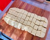 Sajtos-krumplis pogácsakockák recept fázis 5 fotója