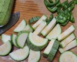Foto del paso 1 de la receta: Sopa de Calabacita con Apio