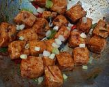 Foto langkah ke 4 dari resep Tahu kecap pedas.