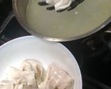 Foto langkah ke 3 dari resep Wonton soup rumahan.