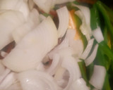 Foto del paso 1 de la receta: Cocido con verduras y chorizo (olla exprés)