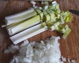 Foto del paso 1 de la receta Risotto de puerros y brócoli