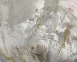 Foto langkah ke 3 dari resep #806 Butter Cream Simple (with simple syrup).