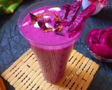 A picture of step 4 of Dragon apple smoothie.