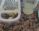 Foto del paso 1 de la receta: Gazpacho de sandía con aceite de albahaca y cubitos de jengibre y limón