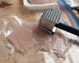A picture of step 1 of Chicken Cordon Bleu.