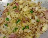 A picture of step 2 of Chola Shaker Ghonto Bengali Style.