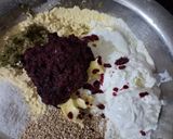A picture of step 3 of Beetroot chakli (murukku).