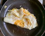 Foto langkah ke 1 dari resep Eggs breakfast.