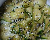 Une image de l'étape 3 de 🌿Salade de Concombre aux Graines de Sésame (Sauce Japchae).