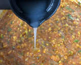 A picture of step 8 of Pav Bhaji.