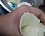 A picture of step 4 of Mawa samosa.