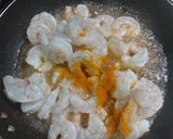 A picture of step 4 of Malvani prawns curry.