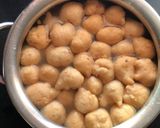 A picture of step 7 of Dahi vada.