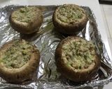Foto del paso 3 de la receta: Portobellos rellenos de queso azul