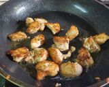 A picture of step 1 of Chicken Hakka Noodles.