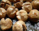 Foto langkah ke 2 dari resep Bakso Goreng Seuhah.
