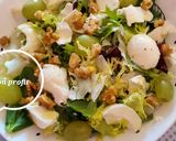 Foto del paso 2 de la receta: Ensalada con uvas y queso