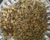 A picture of step 1 of Chinese fried Sprouts.