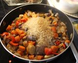 Foto del paso 10 de la receta: Corazones e hígados de pollo al wok